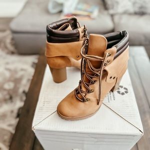 Trendy, stylish, lace-up heeled boots!!! Can dress them up or down!!!